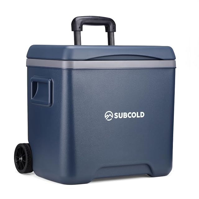 Nevera portátil con ruedas Subcold Chilly30 azul con asa de carro telescópica