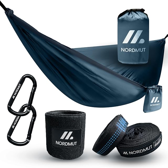 Hamaca de acampada ultraligera NORDMUT en nailon de paracaídas con su juego de fijación