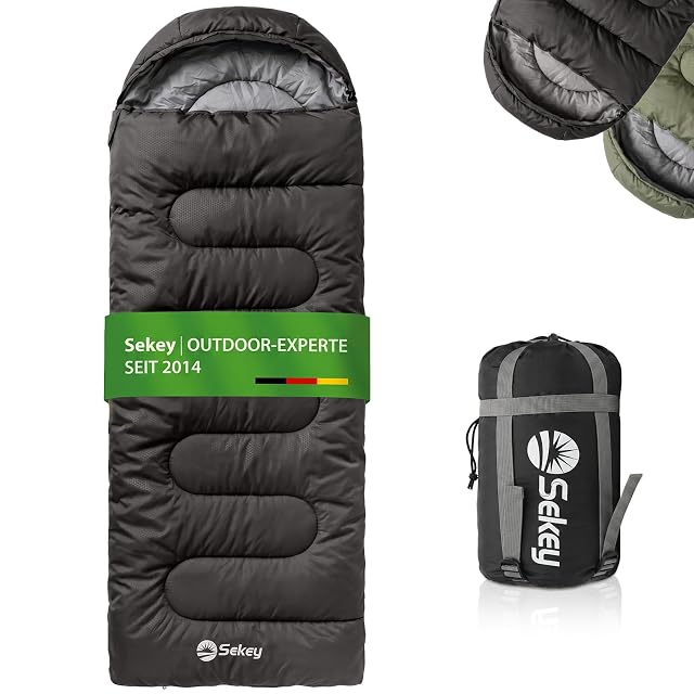 Saco de dormir rectangular Sekey antracita abierto en plano como manta, con capucha y ventilación en los pies