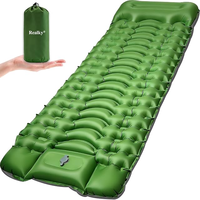 Esterilla hinchable de camping Realky con almohada integrada y bomba de pie incorporada
