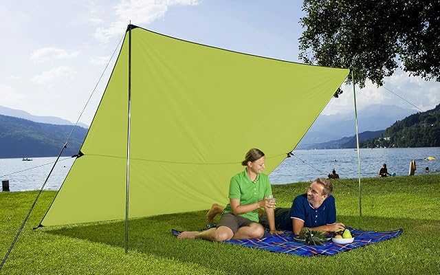 Toldo de camping ultraligero BERGER montado como parasol con varillas